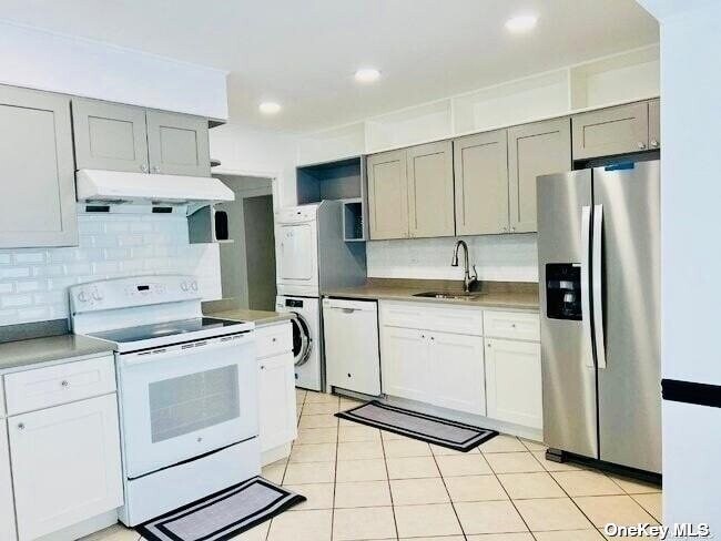 Building Photo - 85 Searingtown Rd