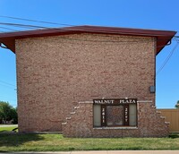 Building Photo - 2611 27th St