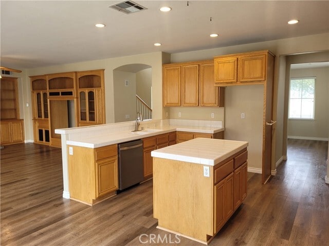 Building Photo - 7342 Corona Valley Ave