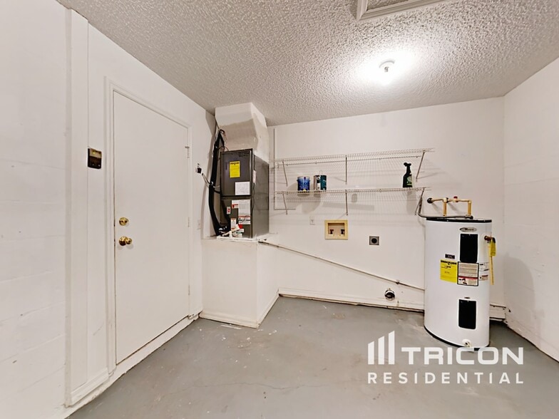 Building Photo - 13235 Prestwick Dr
