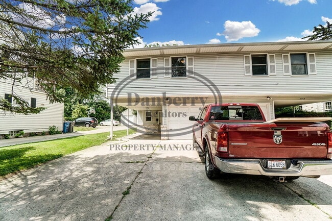 Building Photo - 3164 Kylemore Rd