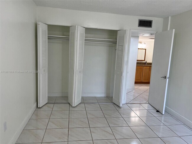 Building Photo - 8841 W Flagler St