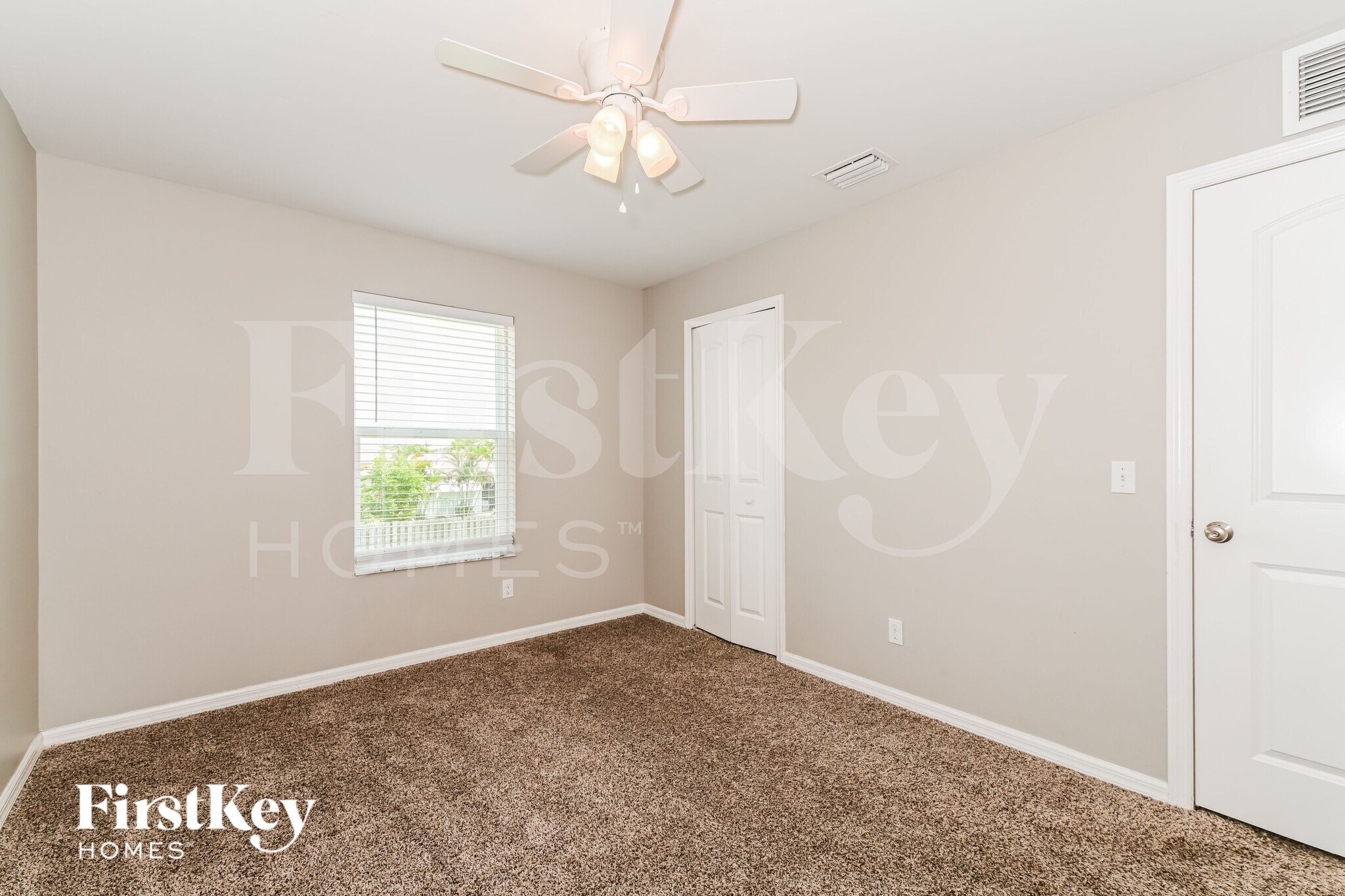 Building Photo - 123 SW 19th Terrace