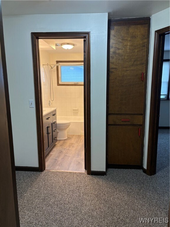 Building Photo - 427 Kaymar Dr