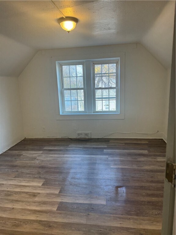 Building Photo - 304 1st St