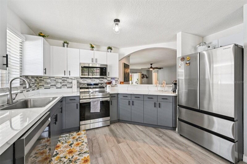 Building Photo - 2122 Pleasure Run Dr