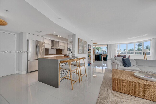 Building Photo - 10175 Collins Ave