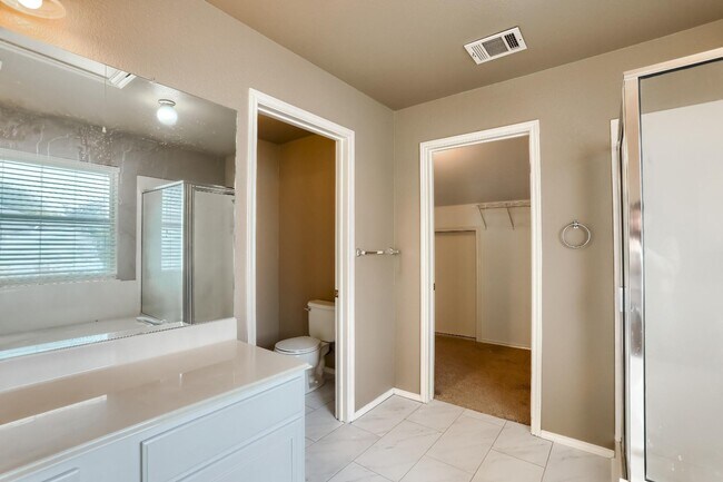 Building Photo - 301 Gulfstream Dr