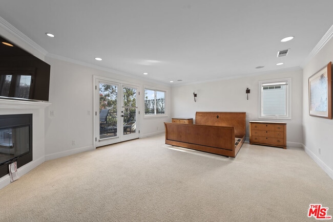 Building Photo - 1152 Hartzell St