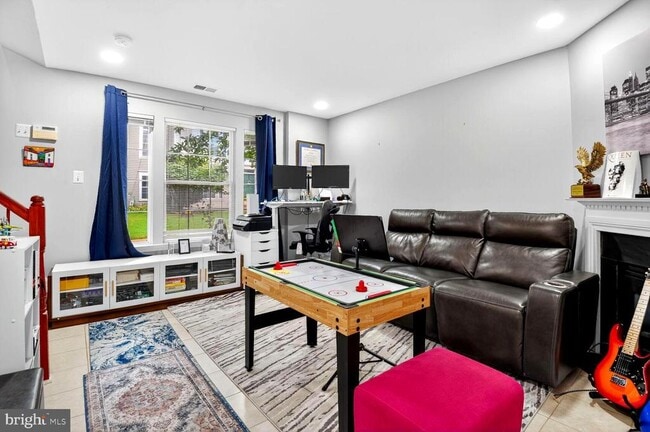 Building Photo - 4093 Fountainside Ln
