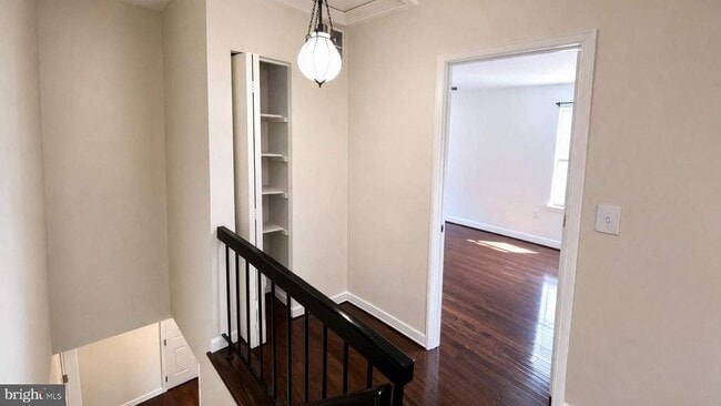 Building Photo - 20521 Neerwinder St