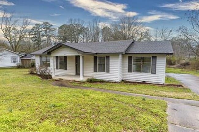 Building Photo - Charming 3BR/2BA Home in Vincent