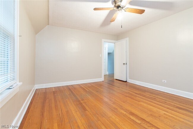 Building Photo - 3350 Avalon Rd