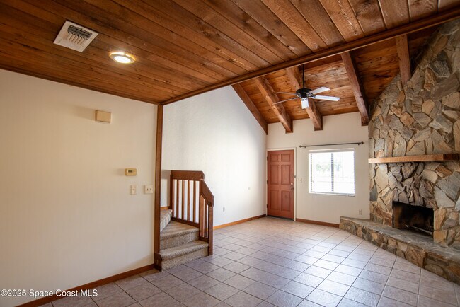 Building Photo - 516 Harrison Ave