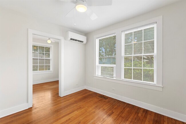 Building Photo - 1412 Kipling St