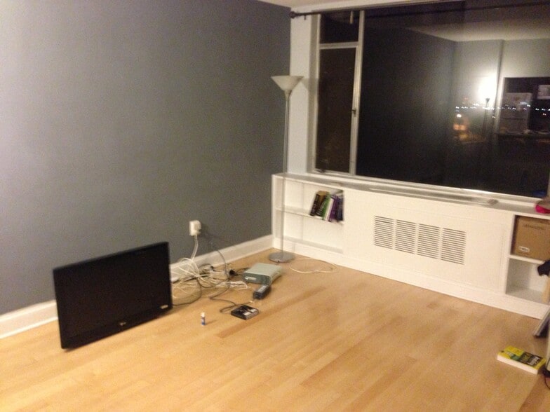 Building Photo - 1021 Arlington Blvd