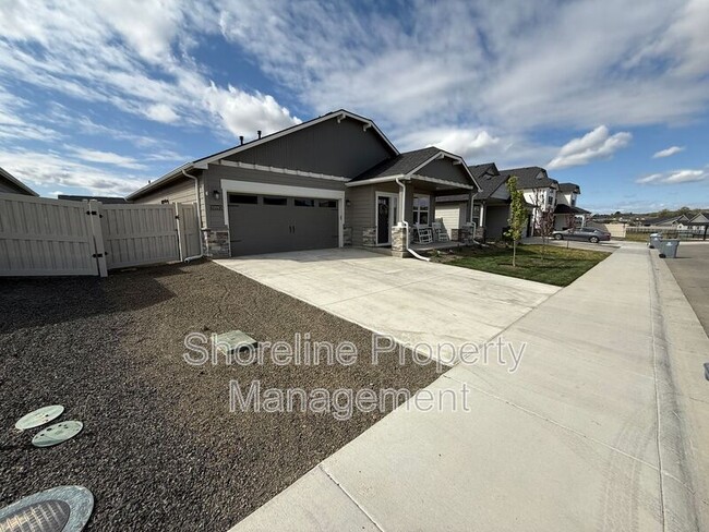 Building Photo - 10093 W Novato Dr