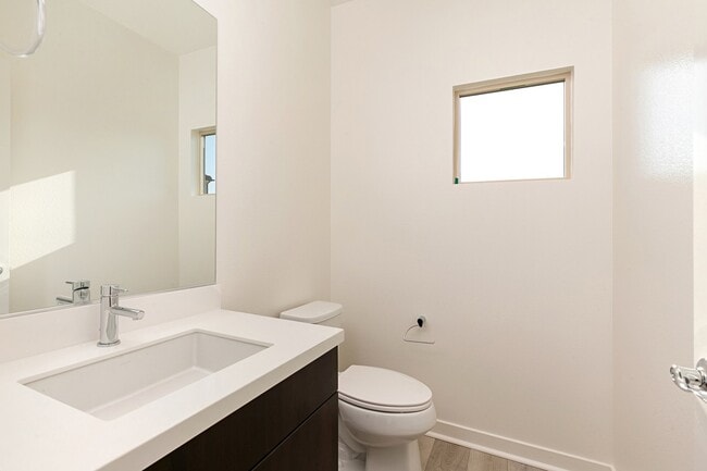 Building Photo - Home in Resort Style Community of Baker Ranch