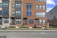 Building Photo - 734 Watts St