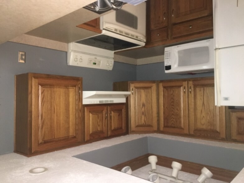 Building Photo - 2999 Eagles Crest Cir