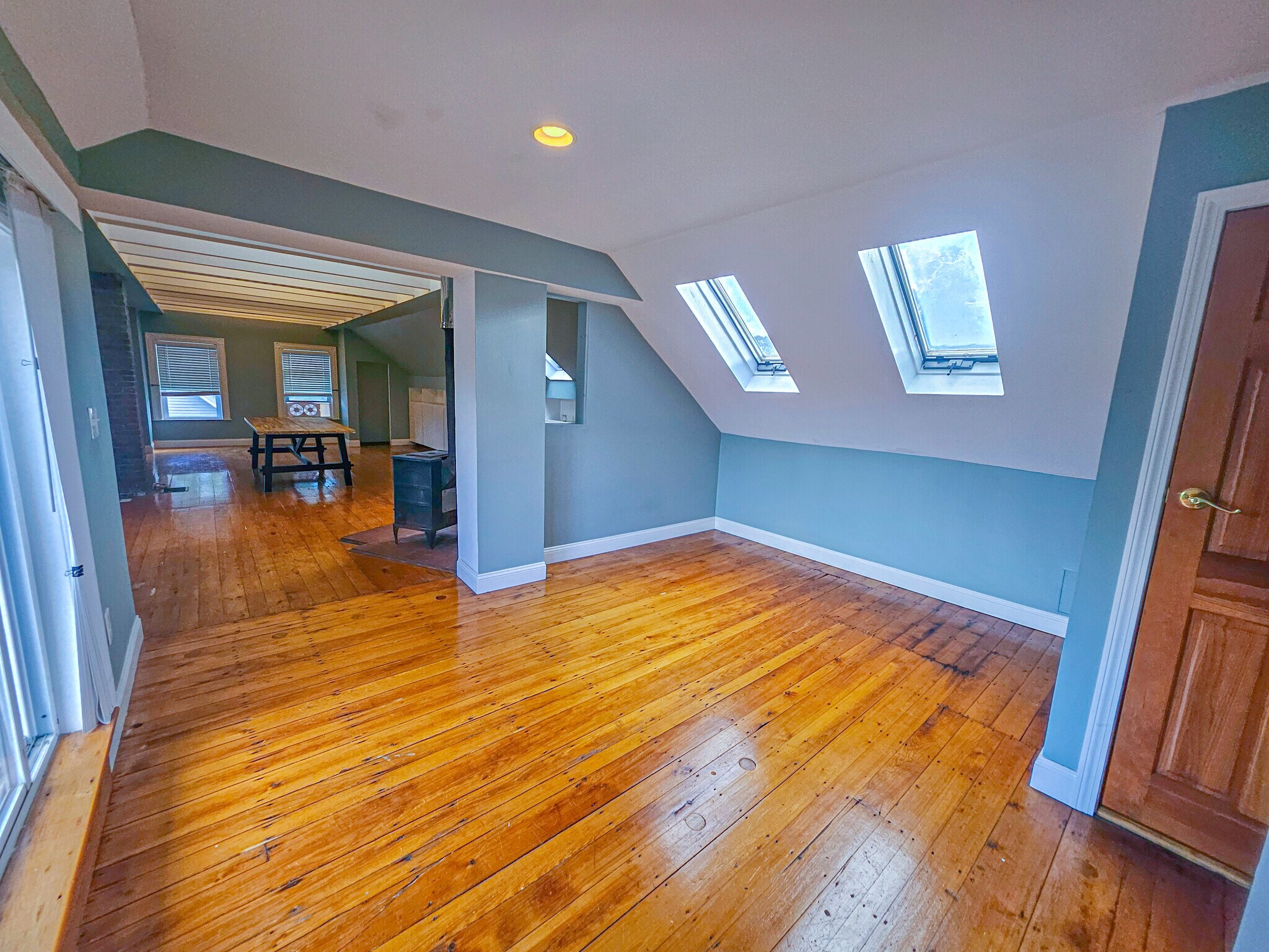 Building Photo - 8 Randall St