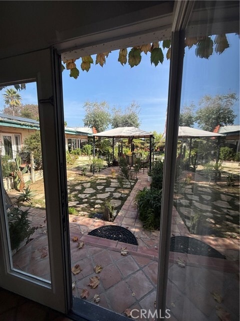 Building Photo - 2515 Crest View Dr