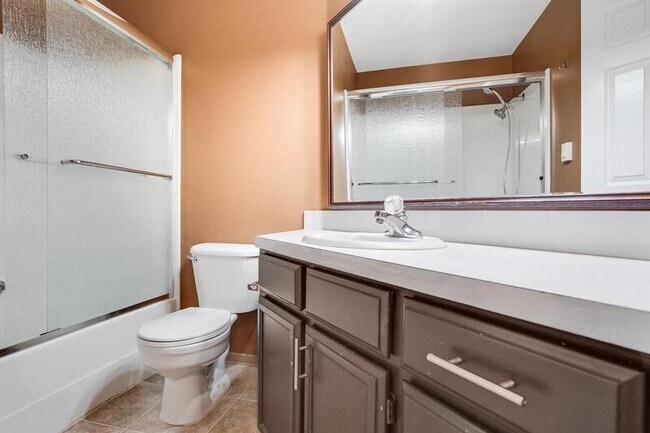 Building Photo - 1075 Mildred Ln SE