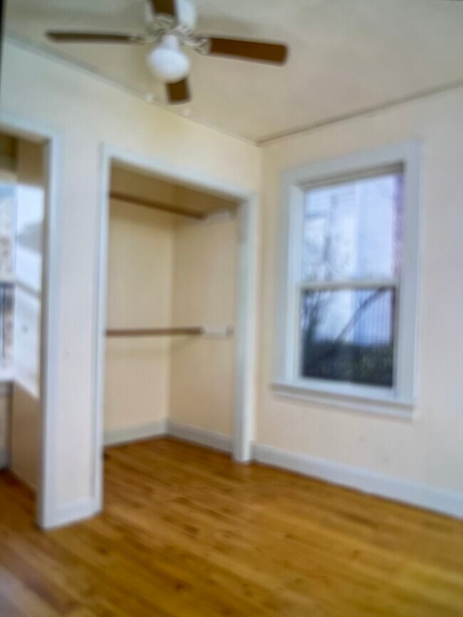 Building Photo - 229 Westin Dr