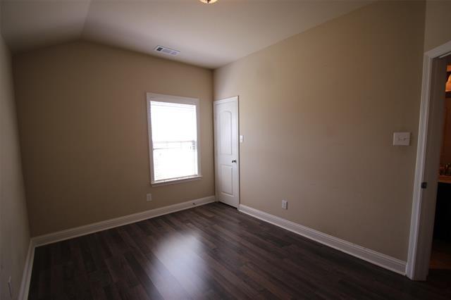 Building Photo - 3102 Flowering Springs Dr