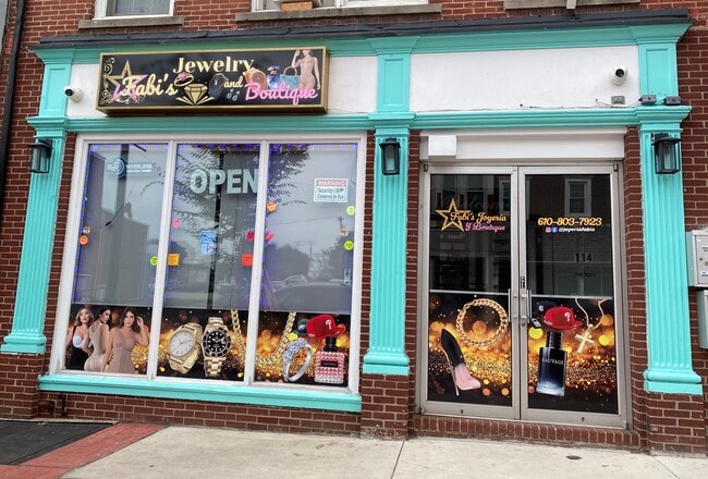 Fabi's Boutique First Floor - 114 E Main St
