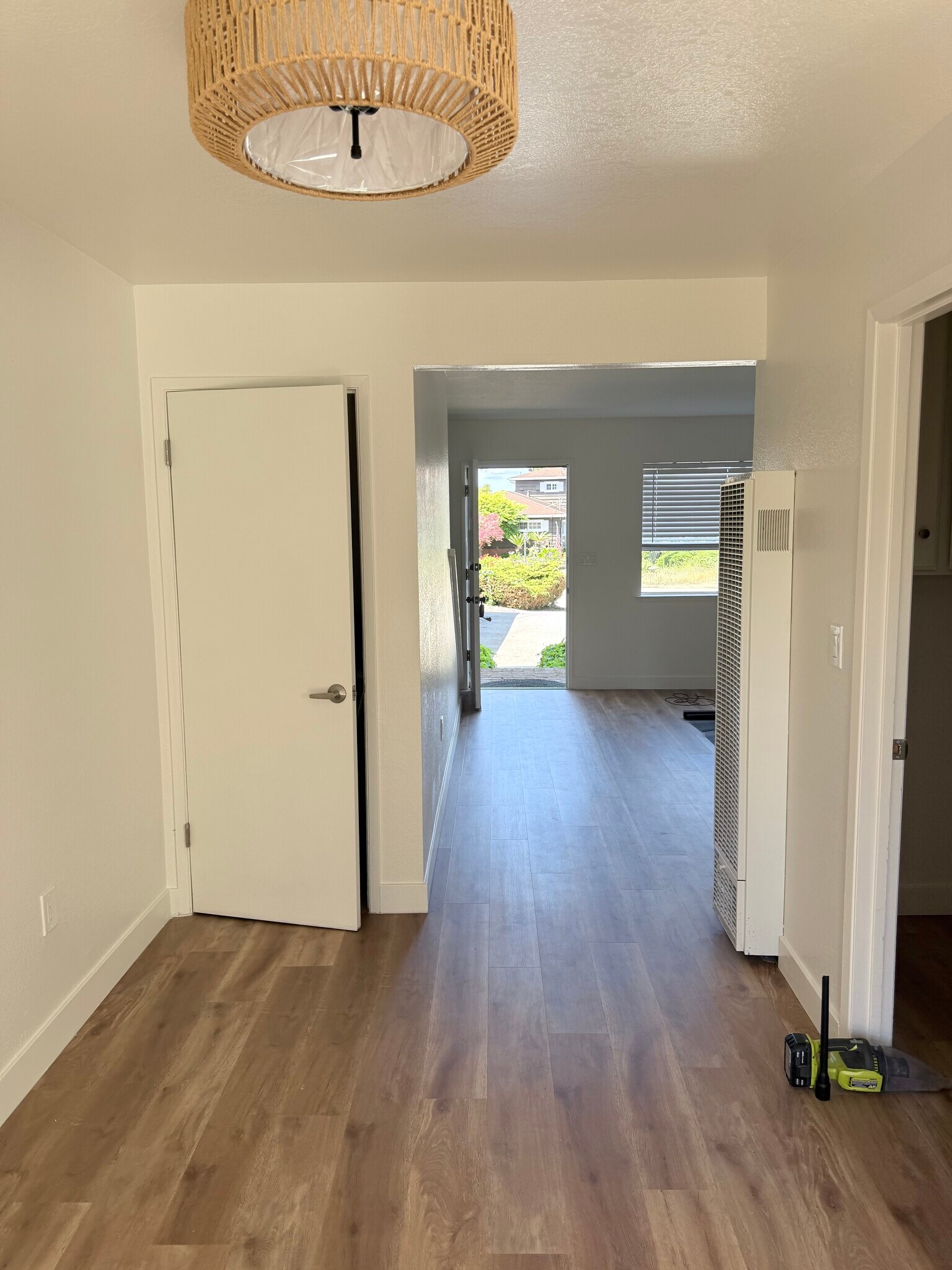 Building Photo - 5043 Wilder Dr