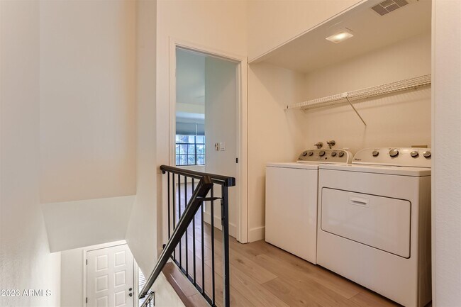 Building Photo - 3930 W Monterey St