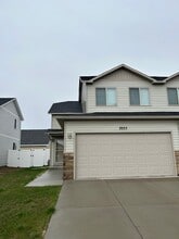 Building Photo - 3223 Bantam Ave
