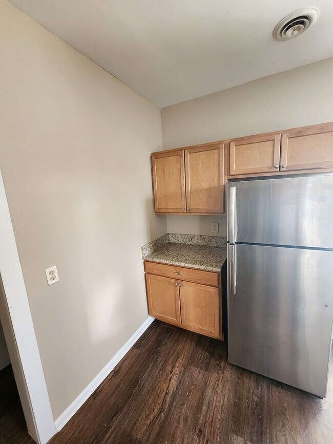 Building Photo - Boulder Open Space House