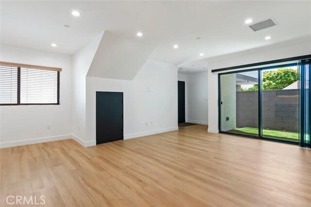 Building Photo - 2631 Cochran Ave