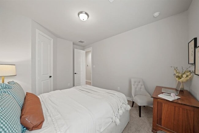 Building Photo - 1505 Canter Bayou Way