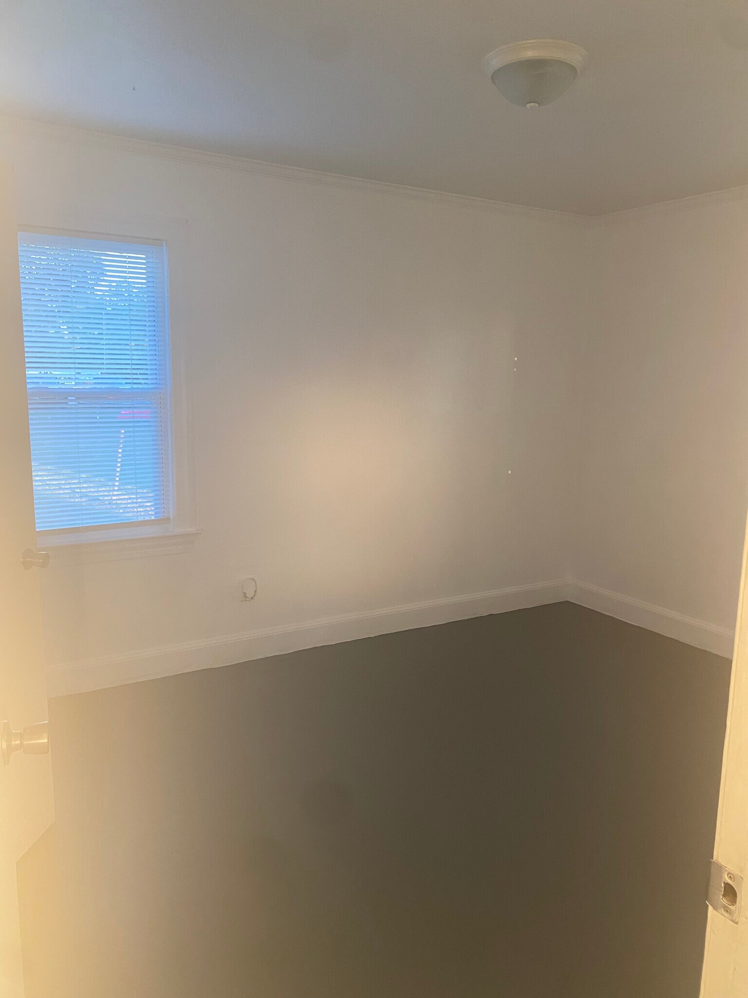 Building Photo - 507 S 7th St