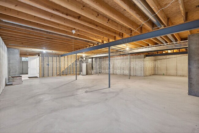 Building Photo - 738 Lost Canyon Blvd