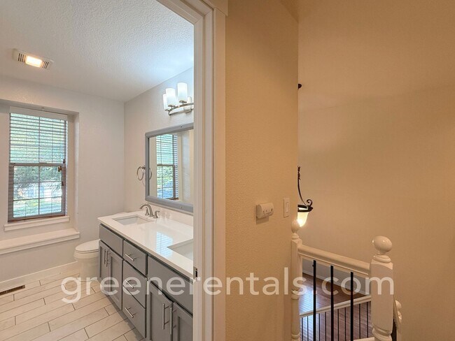 Building Photo - Beautiful 4BD/2.5BA West Olympia Home in Quiet Neighborhood