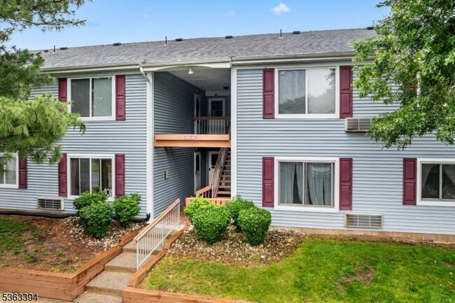 Building Photo - 111 Aimwick Ct