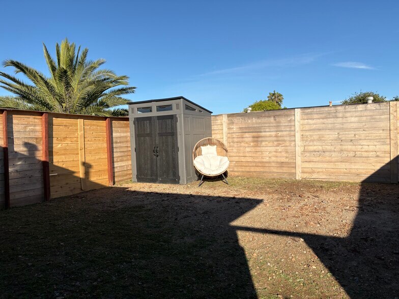 Building Photo - 2721 Drew Ln