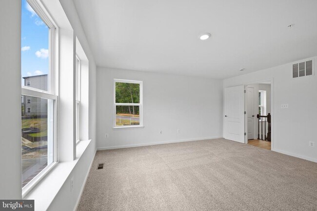 Building Photo - 9942 -A Count Fleet Cres