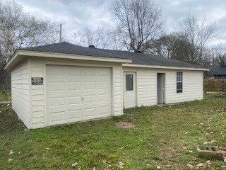 Building Photo - 3106 Harvester Ln E