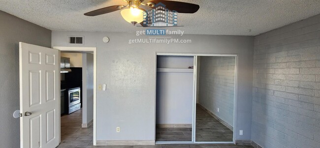 Building Photo - Discover a Cozy 1-Bedroom 1-Bath Oasis in ...