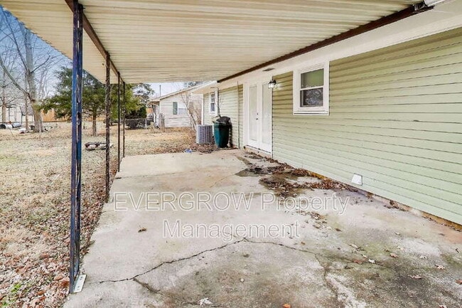 Building Photo - 4219 Varner Rd