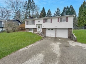 Building Photo - 1731 Ridgewood Ave SE