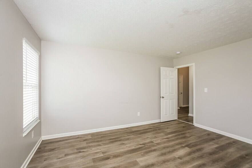 Building Photo - 1193 Sunkiss Ct