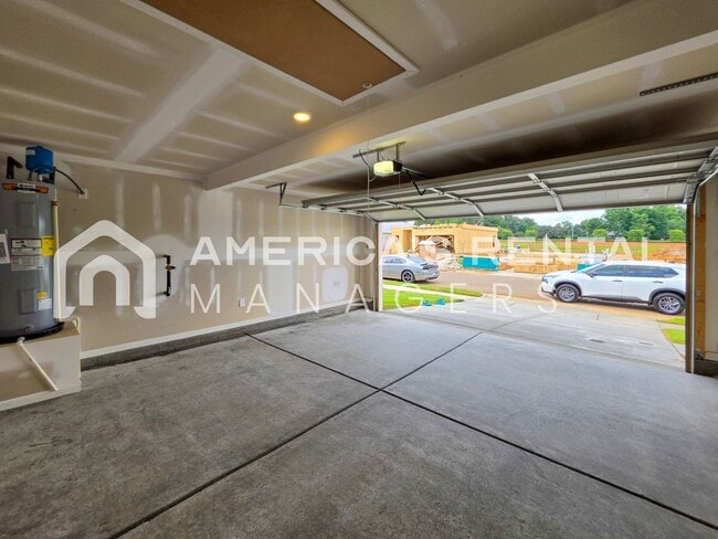 Building Photo - 4025 River Bend Rd