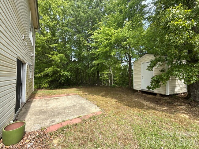 Building Photo - 1207 Joannas Ct