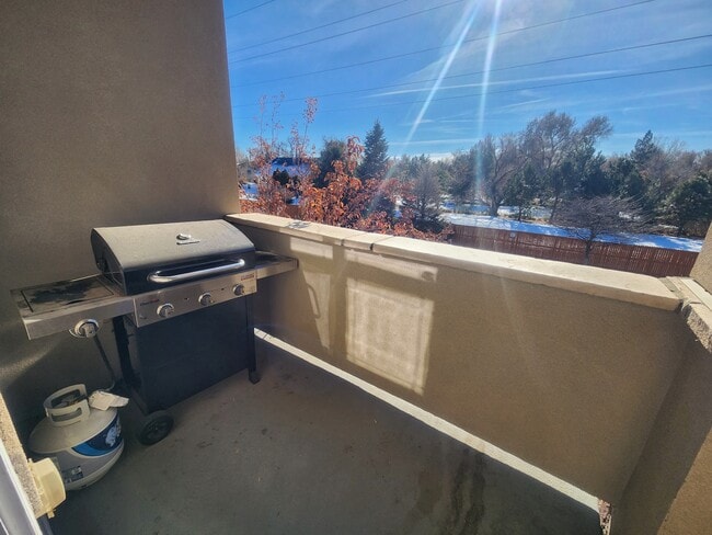 Building Photo - 8133 W 51st Pl